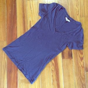 American Eagle V-Neck Nevy Soft Tee